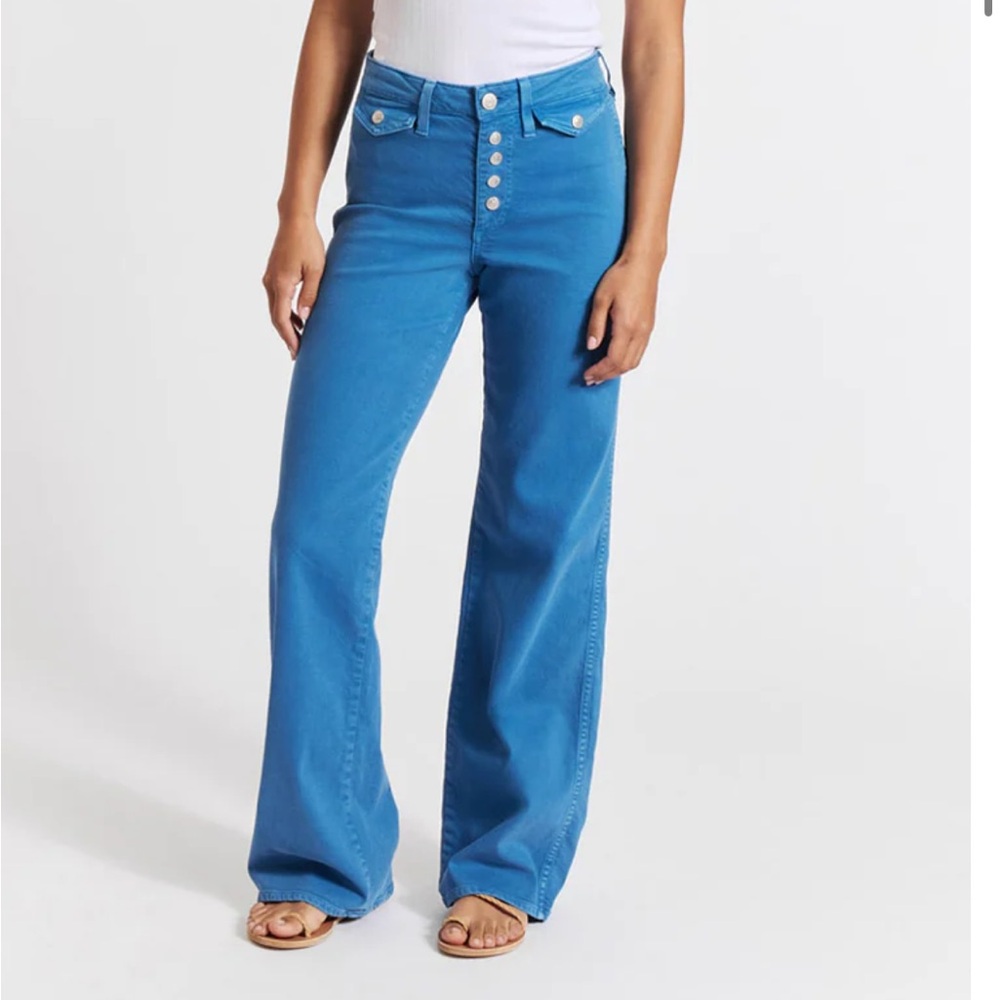 AMO Sylvia Jean in Atlantic size 25